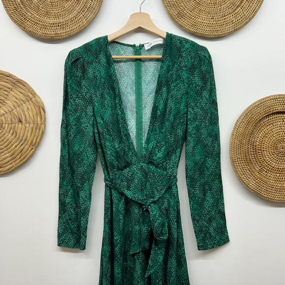 NEW $249 Fame & Partners Green Deep Cut Snake Print Leuven Midi Dress 6 - Picture 4 of 7